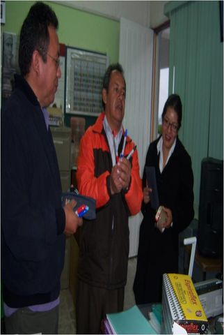 ENTREGA DE MATERIAL A PROFESORES